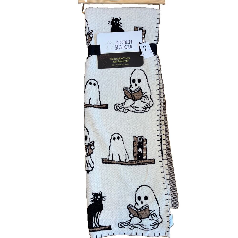 Goblin & Ghoul Halloween Ghost Reading Throw Blanket 50x70 Viral Black Cat Knit
